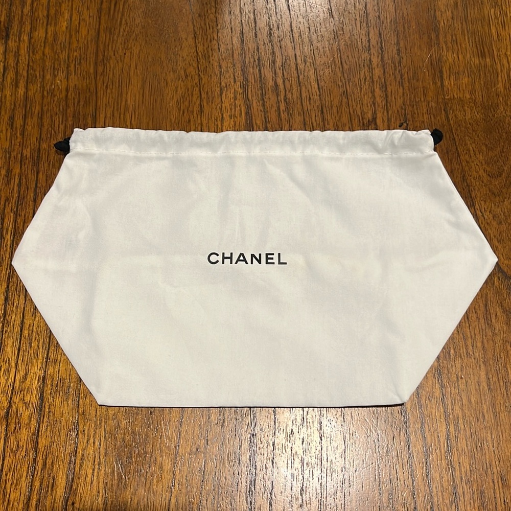 Chanel dustcover